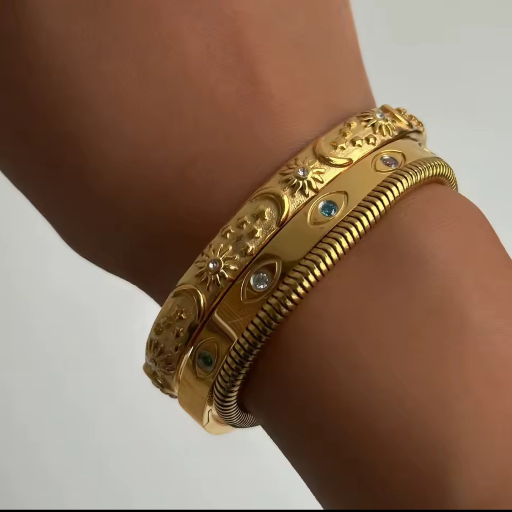 Ocean Eyes Bangle