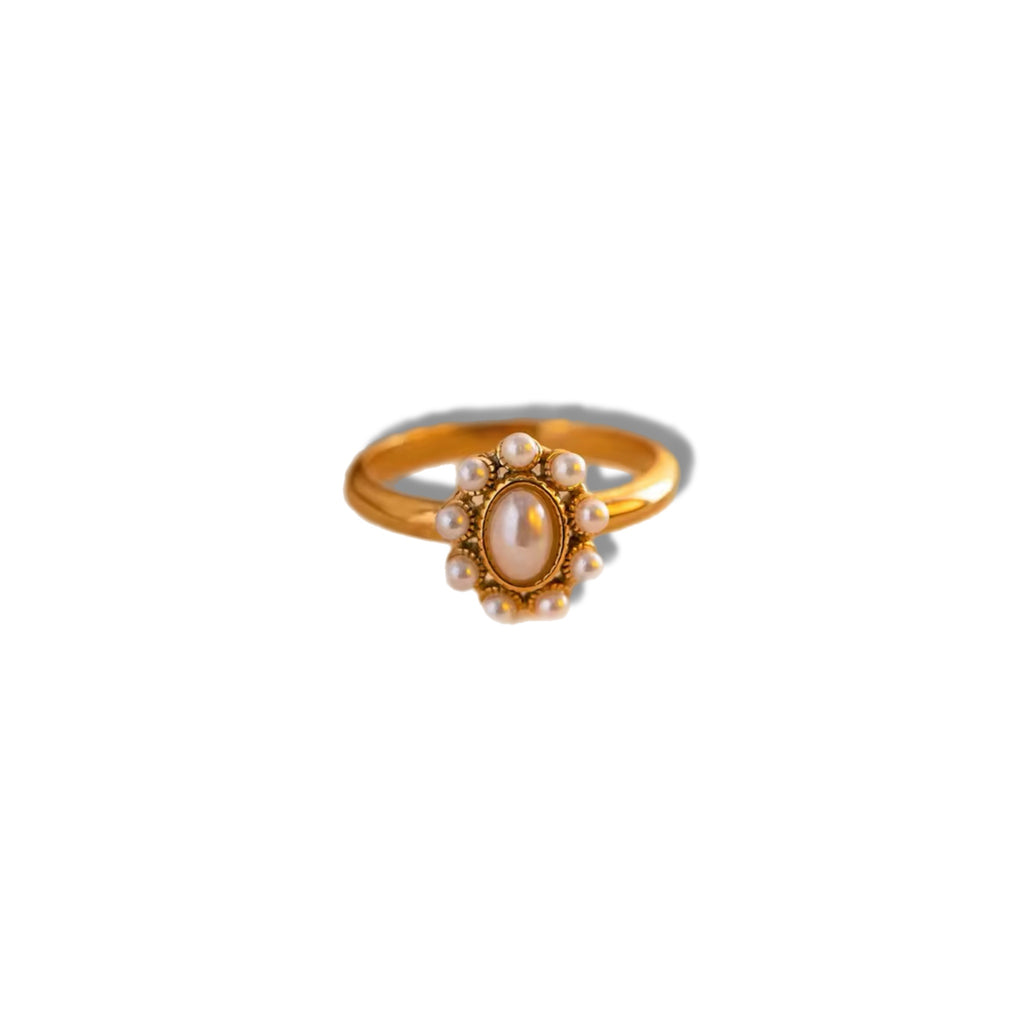 Cleo Ring