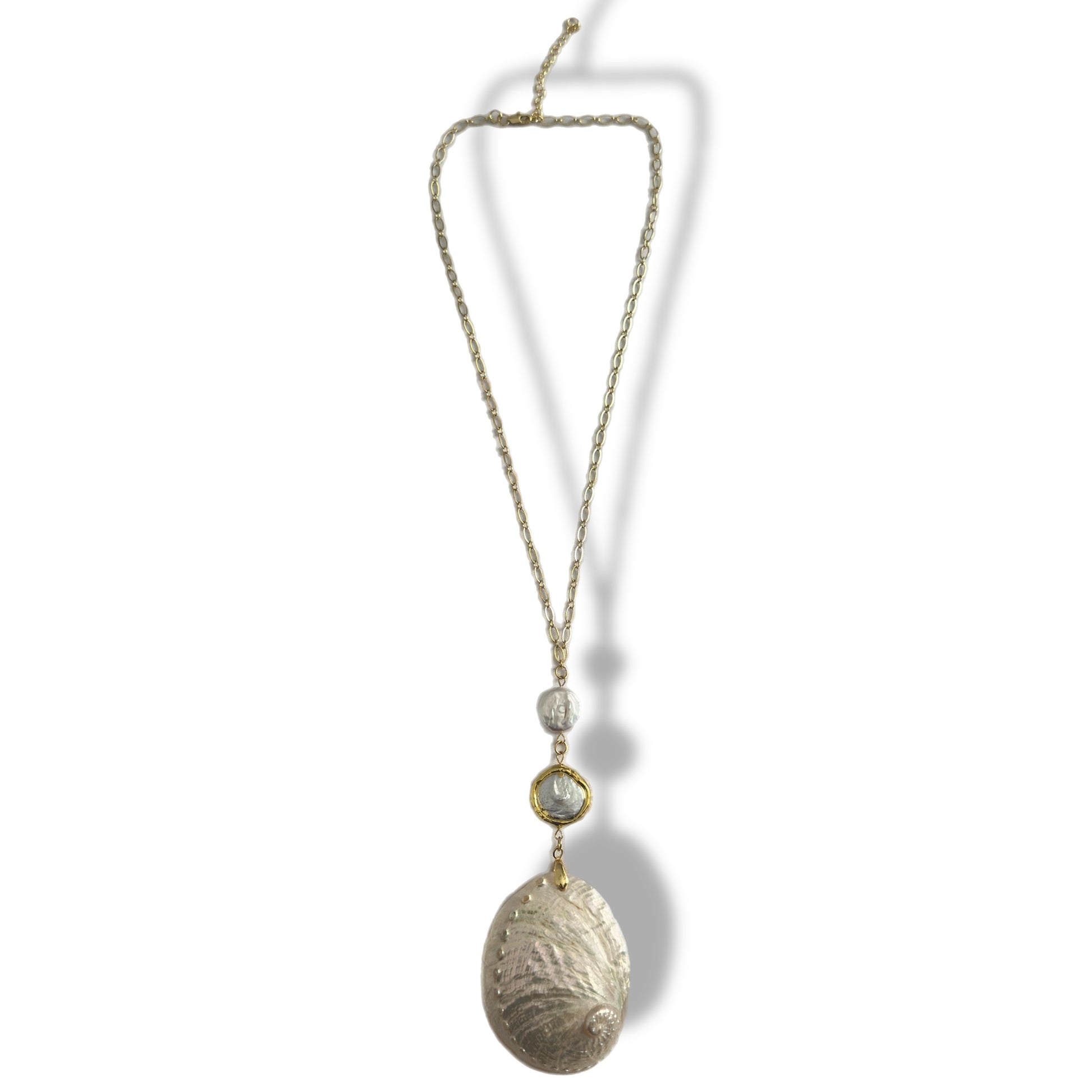 Perla de Concha Long Necklace
