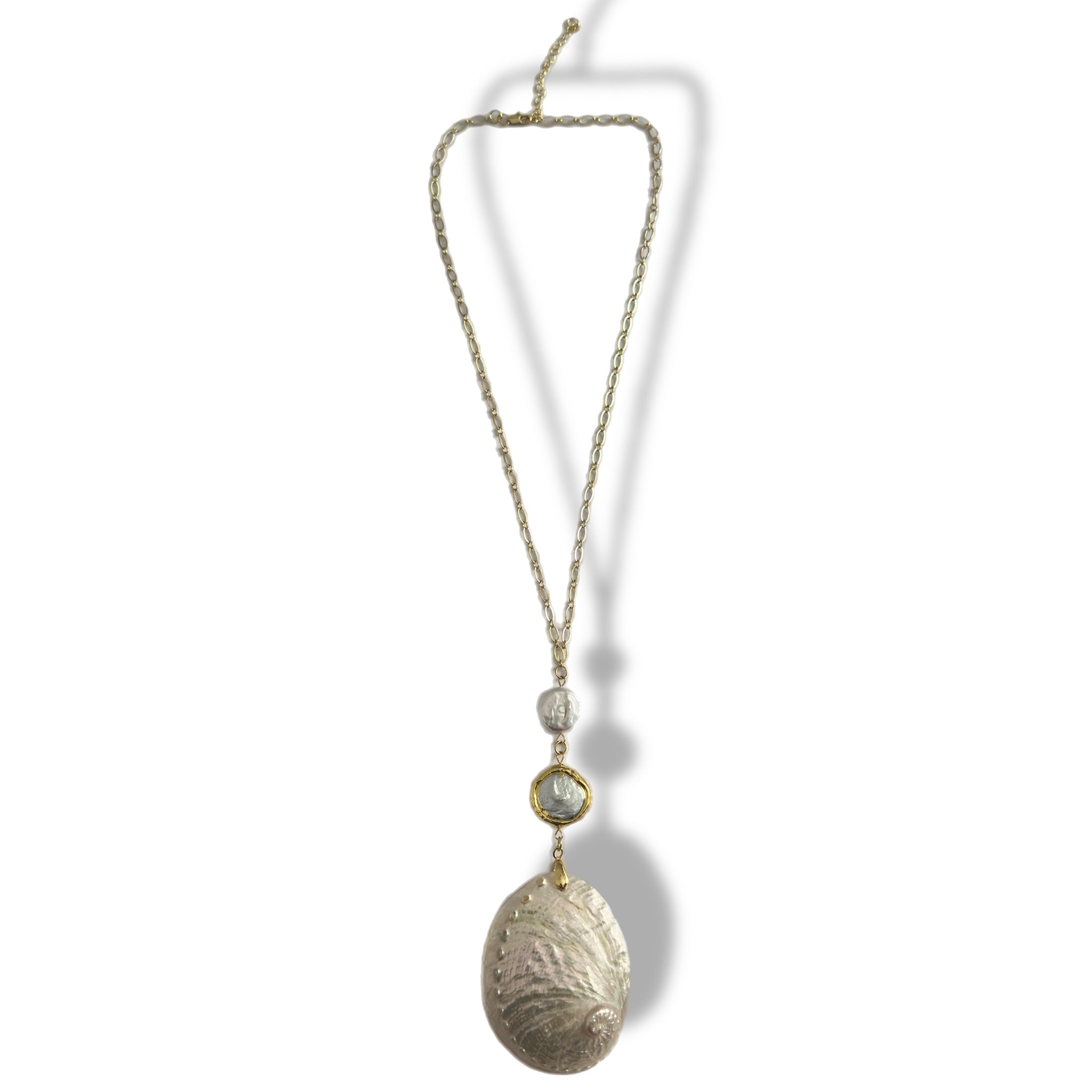 Perla de Concha Long Necklace