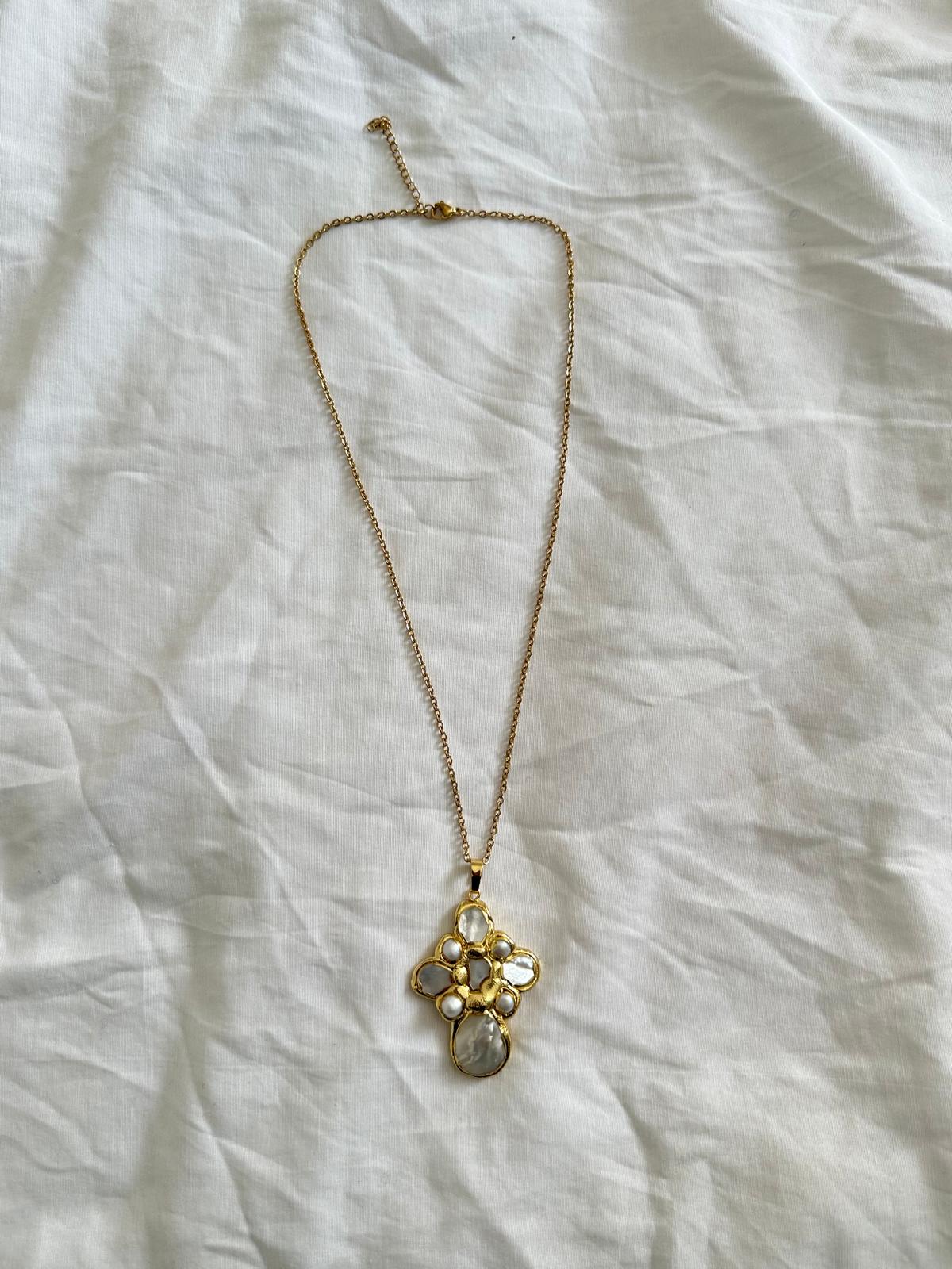 Lucía Necklace