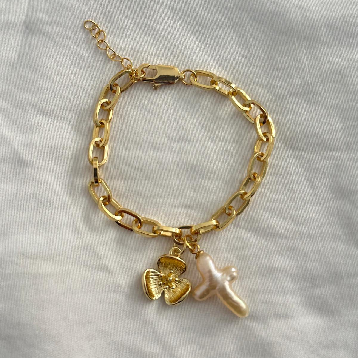 Hibiscus Bracelet