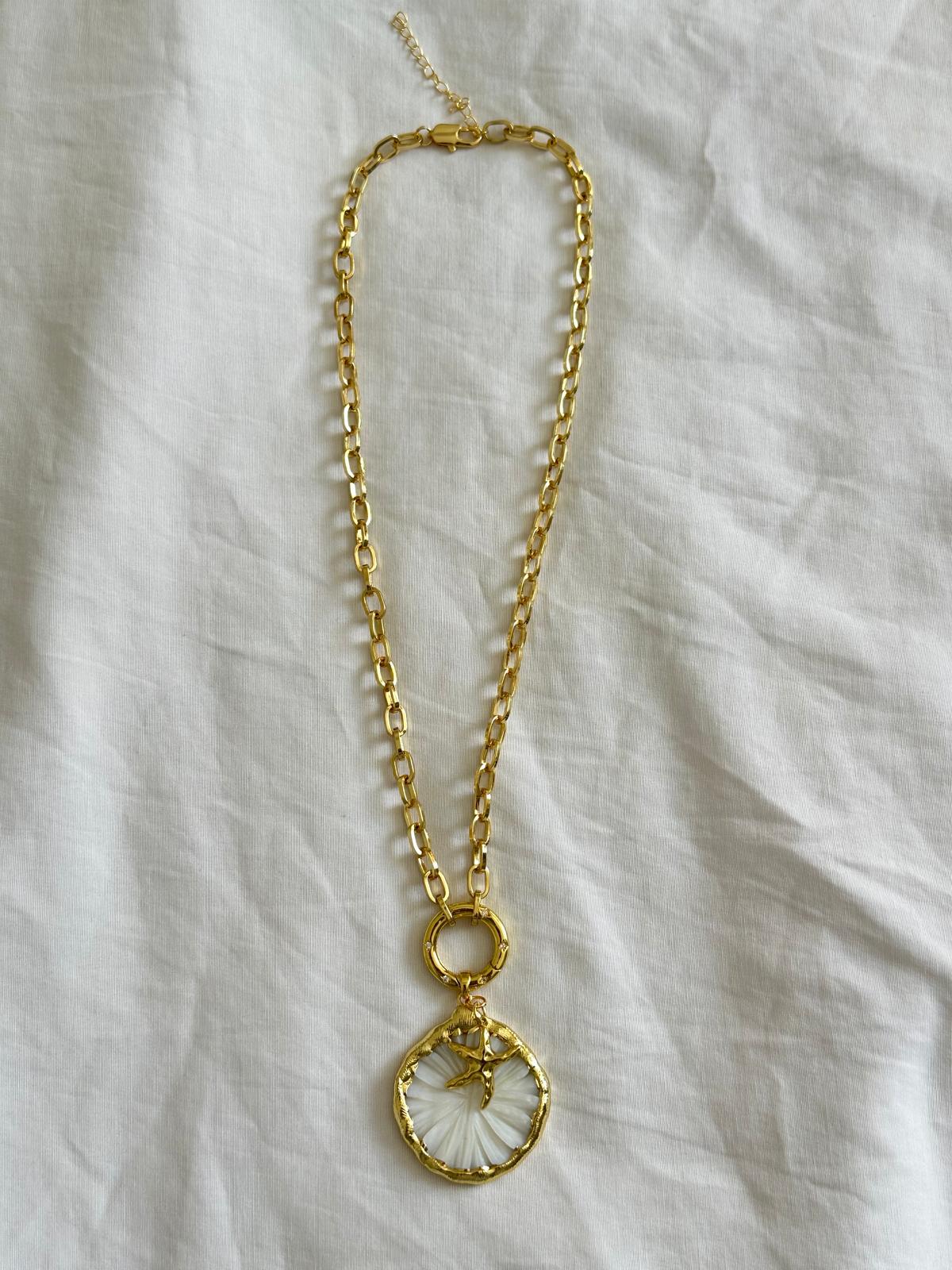 Aphrodite long necklace