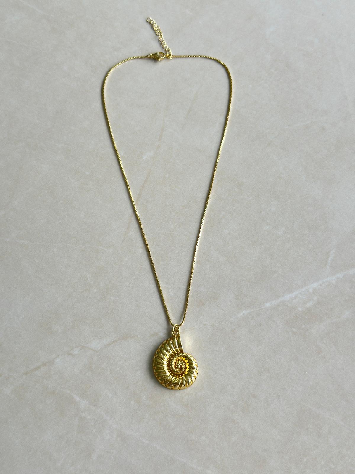 Cleo Necklace Gold