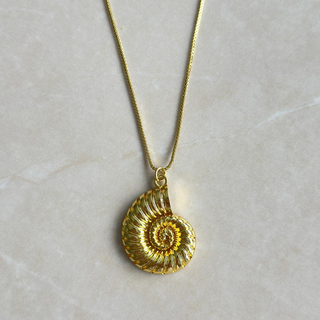 Cleo Necklace Gold