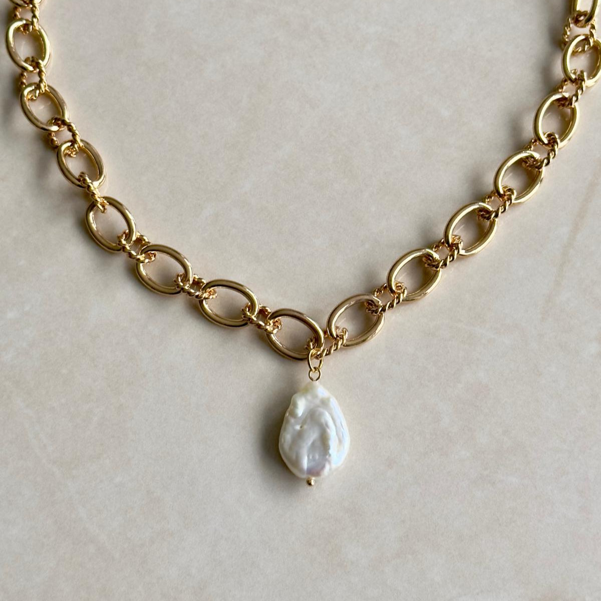 Isla Necklace